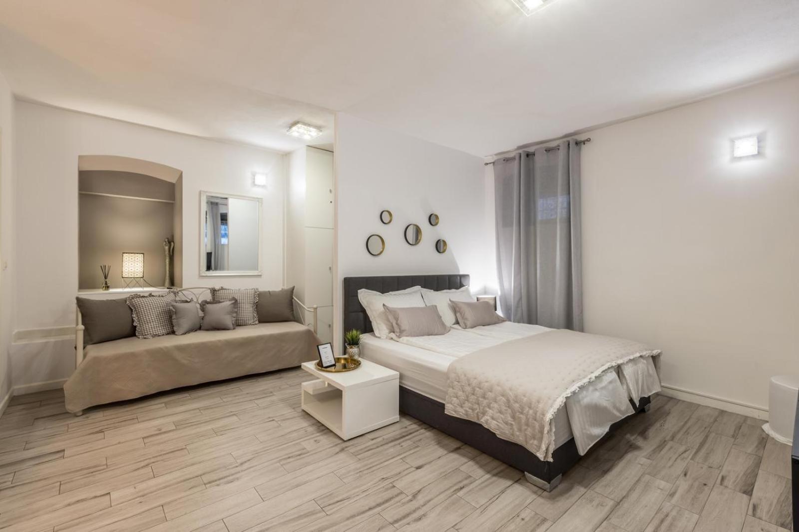 Apartments And Rooms Villa Lina Split Kültér fotó