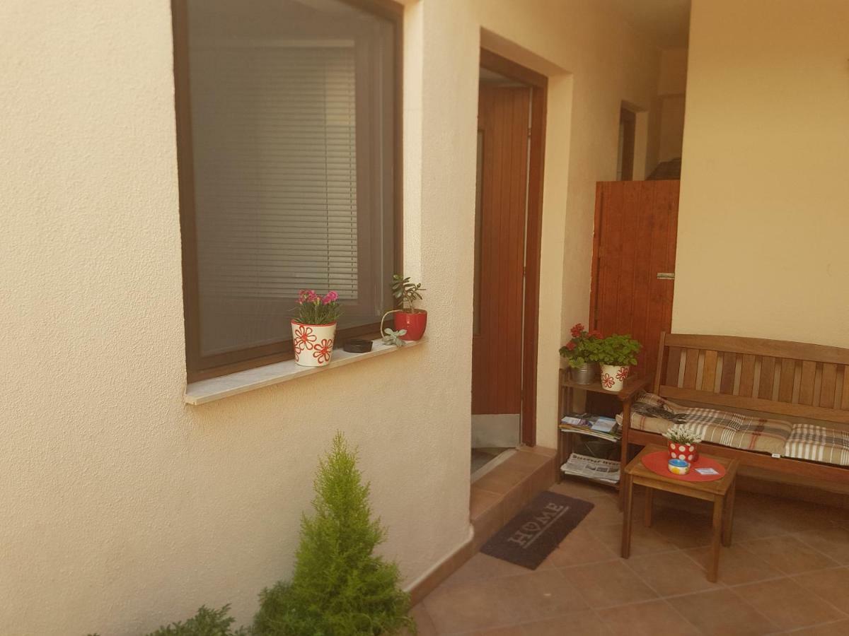 Apartments And Rooms Villa Lina Split Kültér fotó