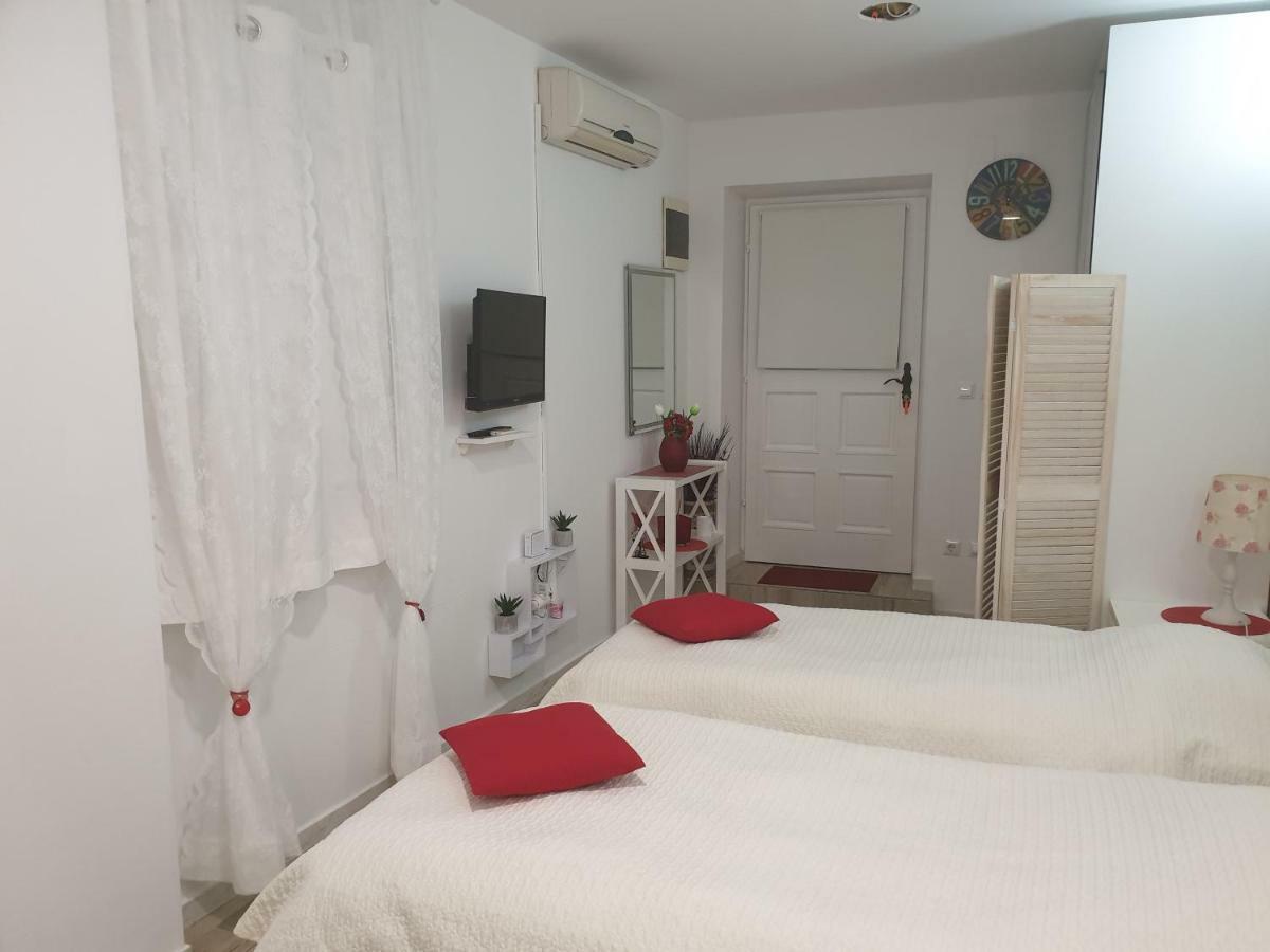 Apartments And Rooms Villa Lina Split Kültér fotó