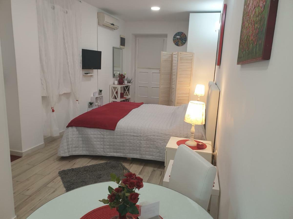 Apartments And Rooms Villa Lina Split Kültér fotó